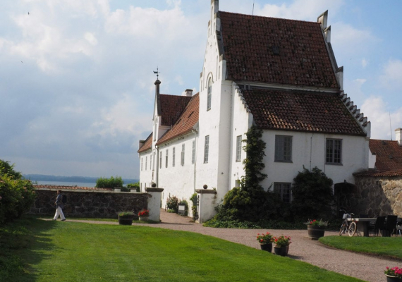 Skovtur til Bosjökloster